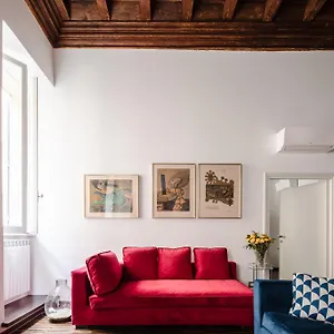  Apartment Yoursuiterome Italien